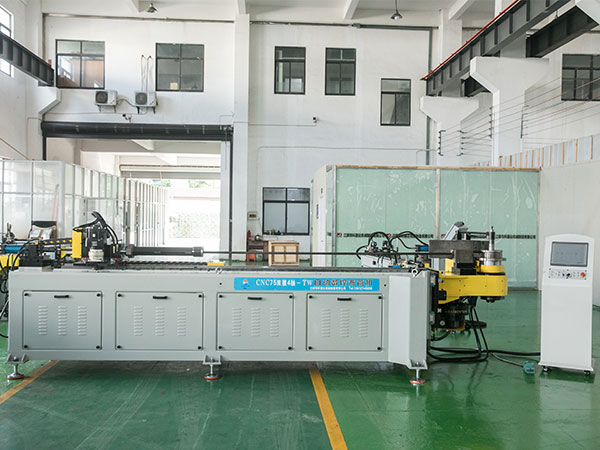 CNC75雙模4軸-TW全自動(dòng)彎管機(jī) CNC75雙模4軸-TW全自動(dòng)彎管機(jī)